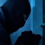 വീടു കുത്തി തുറന്ന് സ്വർണ്ണവും പണവും കവർന്നു