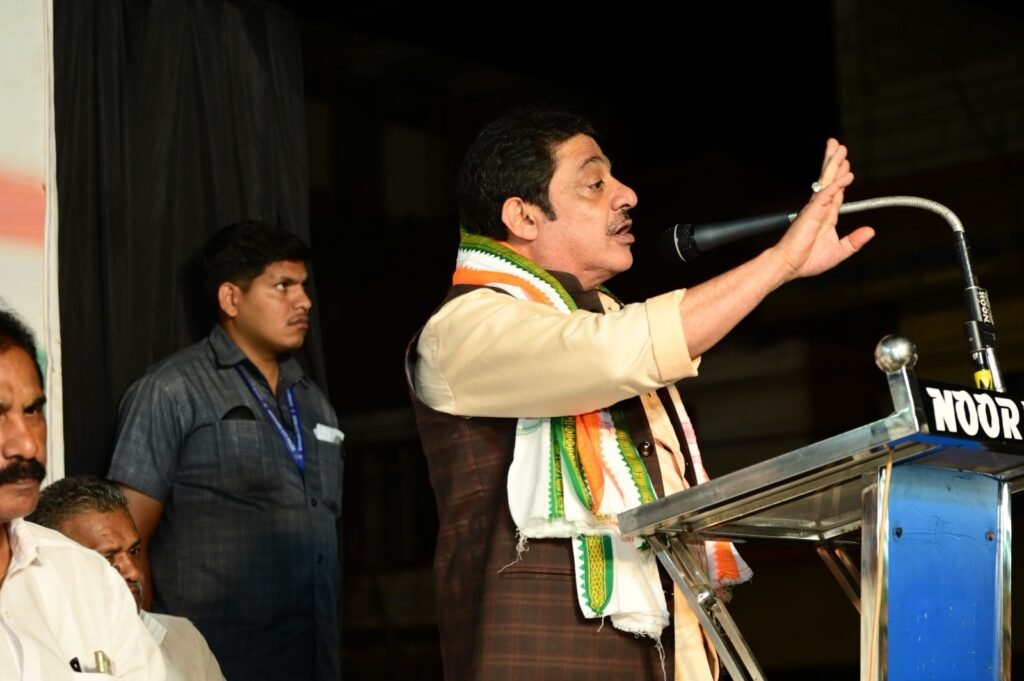 def6a261-4b60-4b06-a752-5d5ced7fc802-1