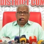 മുഖ്യമന്ത്രി വിഡി സതീശൻ ഓന്തിനെ പോലെ നിറം മാറുന്നു എന്ന് എം.വി. ജയരാജൻ