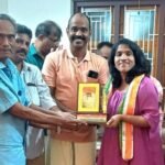 ഉന്നത വിദ്യാഭ്യാസം നേടി അവാർഡ് നേടിയ സഹോദരിമാരെ ആദരിച്ചു